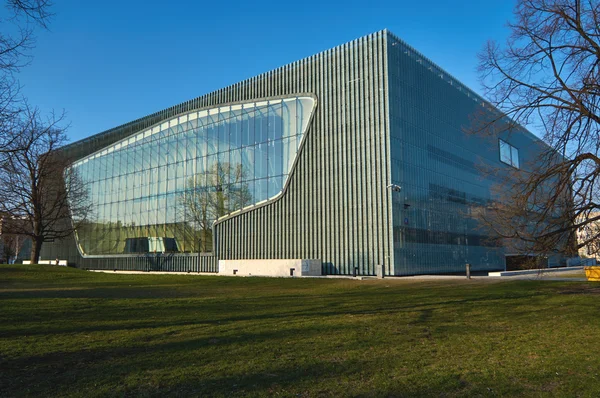 Museo de la Historia de los Judíos Polacos POLIN, Varsovia, Polonia — Foto de Stock