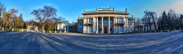 Lazienki Palace 이른 아침, 바르샤바, 폴란드 — 스톡 사진