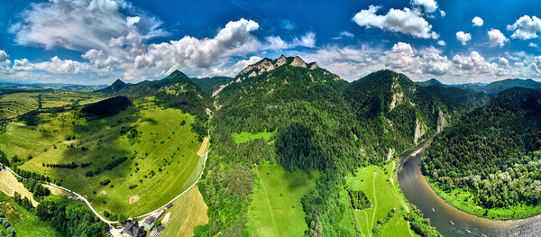 Beautiful aerial panoramic view of the Pieniny National Park, Poland in sunny day on Trzy Korony - English: Three Crowns (the summit of the Three Crowns Massif), Poland
