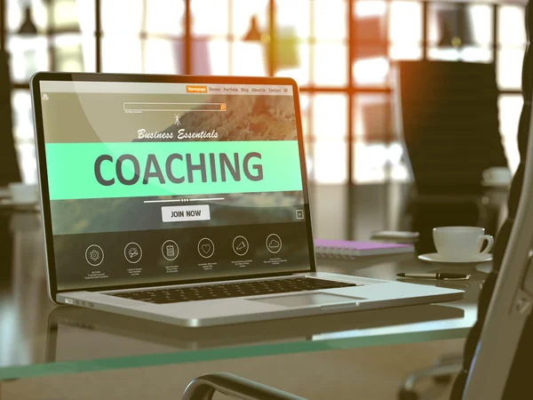 Conceito de coaching na tela do laptop . — Fotografia de Stock