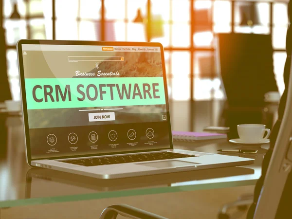 CRM mjukvaru koncept på laptop skärm. — Stockfoto