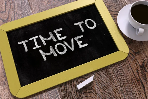 Handwritten Time to Move on a Chalkboard. — Stock Photo, Image