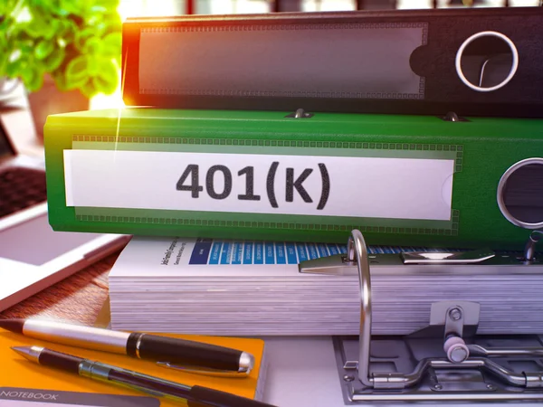 401k auf grünem Büroordner. Getöntes Image. — Stockfoto