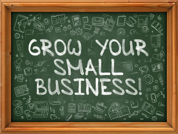 Hand Drawn Grow Your Small Business on Green Chalkboard. — Stok fotoğraf