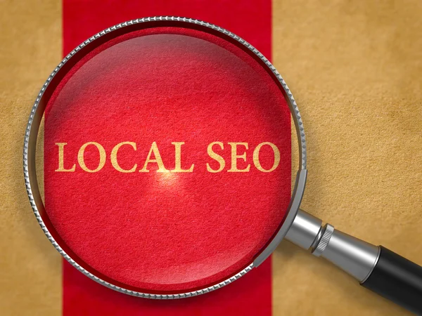 Local SEO Concept through Magnifier. — стокове фото