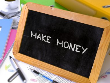 Para Kavramı El Chalkboard çizilmiş olun.