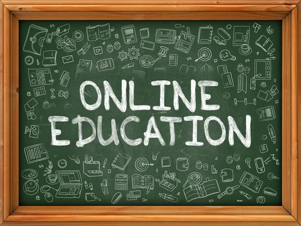 Διαδικτυακή εκπαίδευση-Χειροποίητη σε πράσινο μαυροπίνακα. — Φωτογραφία Αρχείου