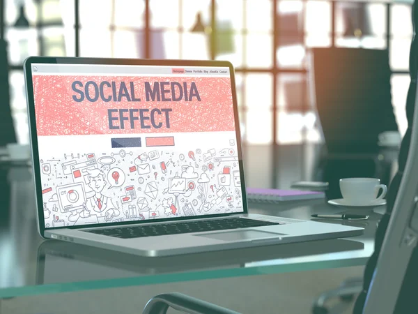 Sociale media effect concept op laptop scherm. — Stockfoto