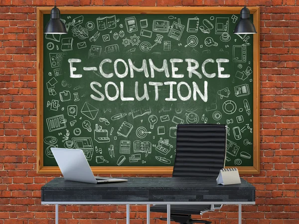 E-Commerce Solution Concept. Doodle Icons on Chalkboard. — Stock Photo, Image