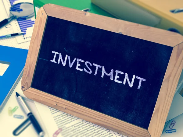 Investment Concept Hand Drawn on Chalkboard. — Stock Photo, Image