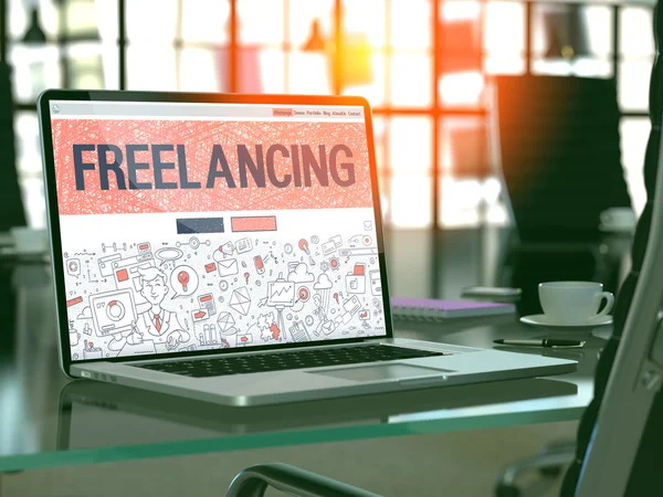 Freelancing-concept op laptop scherm. — Stockfoto