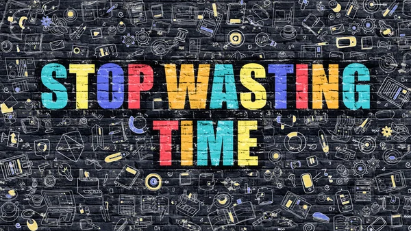 Koyu Tuğla Duvarda Zaman Kaybetmeyi Durdurun.