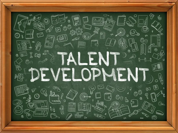 Desenvolvimento de talentos desenhados à mão em Green Chalkboard . — Fotografia de Stock