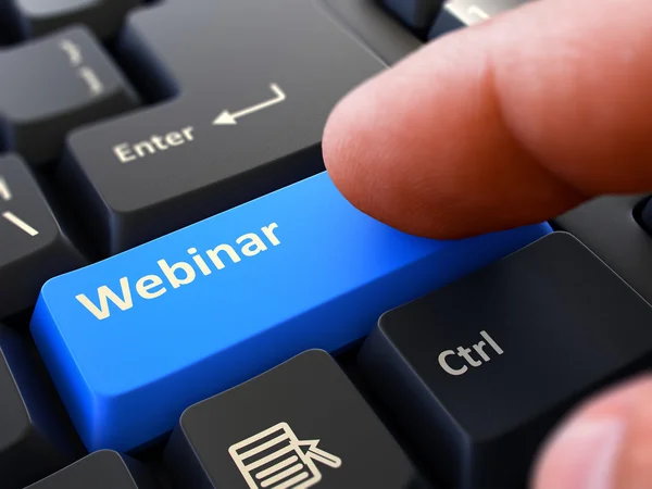 Presionando el Webinar del Botón Azul en el Teclado Negro . — Foto de Stock