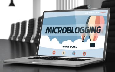 Konferans Odasında Laptop microblogging.