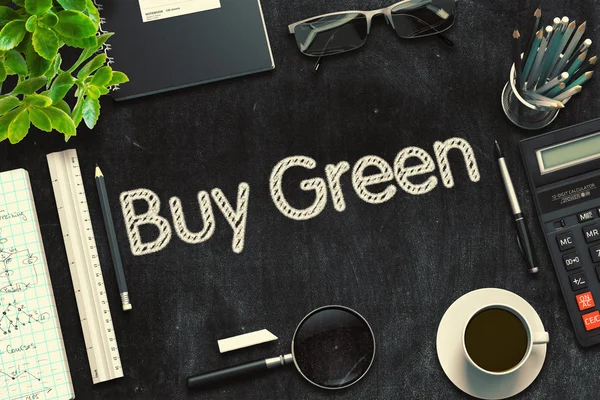 Αγοράστε πράσινο-κείμενο στο μαύρο μαυροπίνακα. Απόδοση 3D. — Φωτογραφία Αρχείου