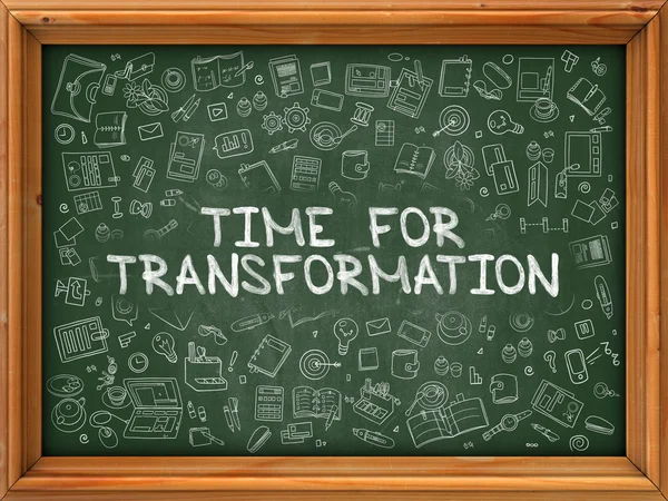Tempo para a transformação - mão desenhada em Chalkboard verde. — Fotografia de Stock