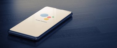 KYIV, UKRAINE-ARALIK, 2020: Cep Telefonu Ekranında Google Asistanı.