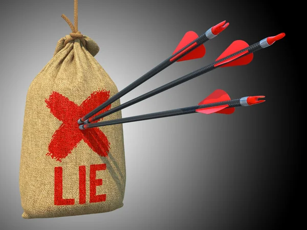 Mensonge - Les flèches frappent dans la cible de marque rouge . — Photo