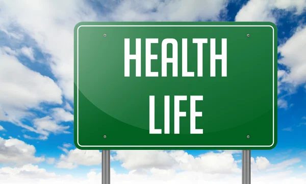Health Life on Green Highway Signpost. — Stock Photo, Image