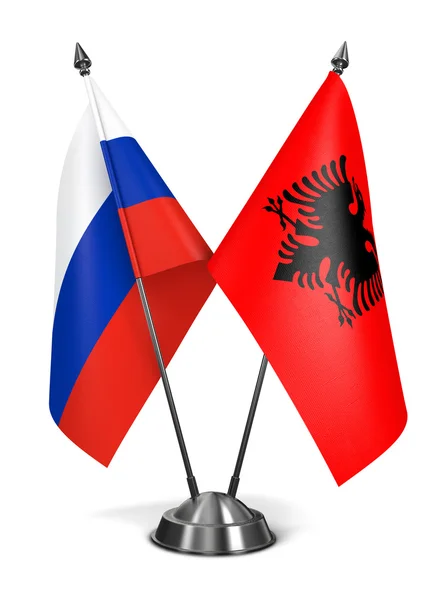 Albánie a Rusko - miniaturní příznaky. — Stock fotografie