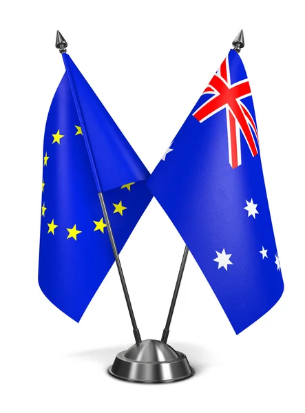 UE et Australie - Drapeaux miniatures . — Photo