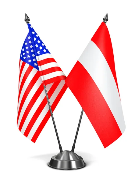 ΗΠΑ και την Αυστρία - μινιατούρα σημαίες. — Φωτογραφία Αρχείου