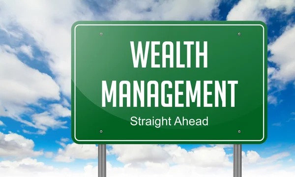 Wealth Management na autostradzie drogowskaz. — Zdjęcie stockowe