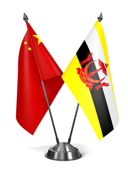 Chine et Brunei - Drapeaux miniatures . — Photo