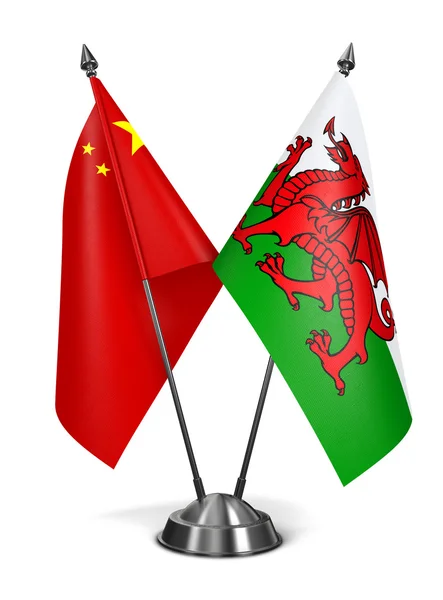 China en Wales - miniatuur vlaggen. — Stockfoto