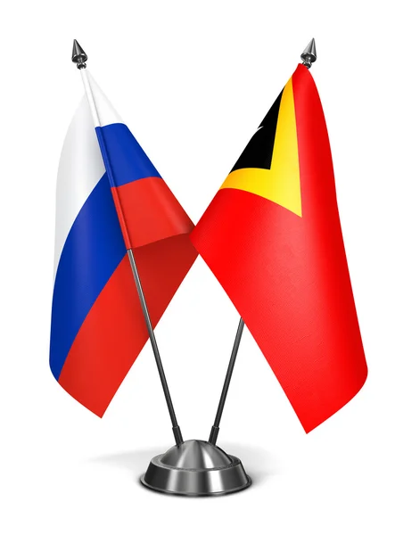 Росія і Східний Тимор - мініатюрні прапори. — стокове фото