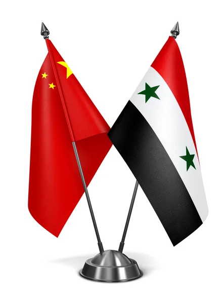 China y Siria - Banderas en miniatura . — Foto de Stock