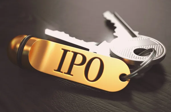 IPO koncept. Nycklar med gyllene nyckelring. — Stockfoto