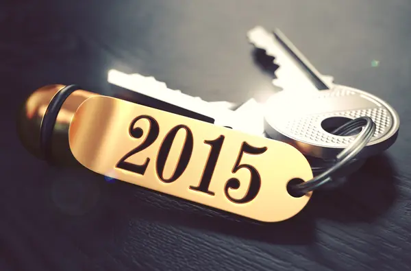 2015 - Lot de clés avec texte sur porte-clés doré . — Photo