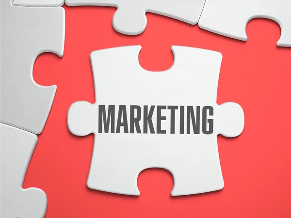 Marketing - puzzel op de plaats van ontbrekende stukjes. — Stockfoto