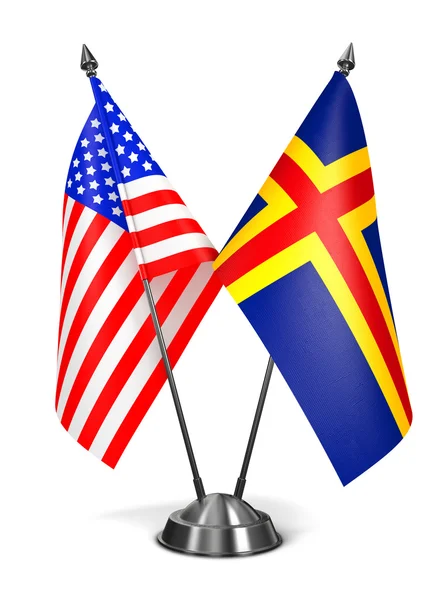 USA i Aland - miniaturowe flagi. — Zdjęcie stockowe