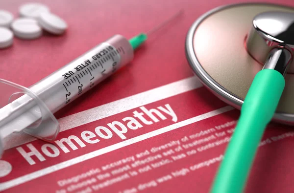 Homöopathie - medizinisches Konzept auf rotem Hintergrund. — Stockfoto