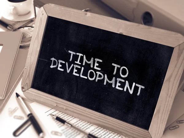 Tempo para o desenvolvimento - Citação inspiradora no Chalkboard . — Fotografia de Stock