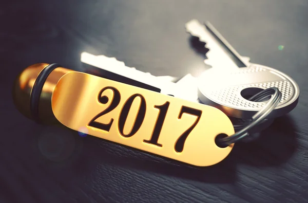 2017 - Bunch of Keys with Text on Golden Keychain. — 스톡 사진