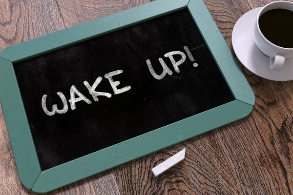 Hand getrokken Wake Up Concept op schoolbord. — Stockfoto