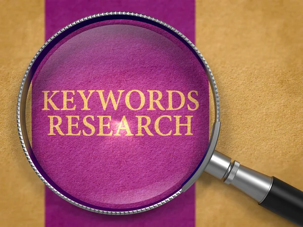 Keywords Research Concept through Magnifier. — 스톡 사진