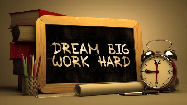 Мечта о большой работе, написанная от руки на доске . — стоковое фото