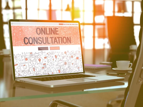 Laptop Screen with Online Consultation Concept. — 图库照片