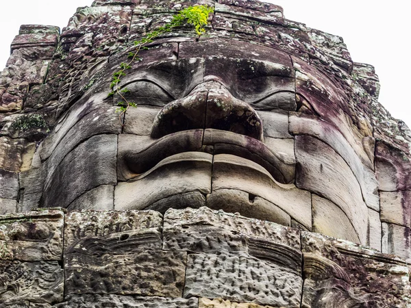 Stone Head på Bayon Temple — Stockfoto