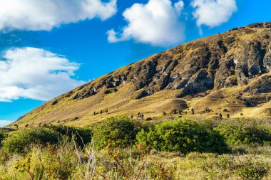 Rano Raraku ocağına Moais