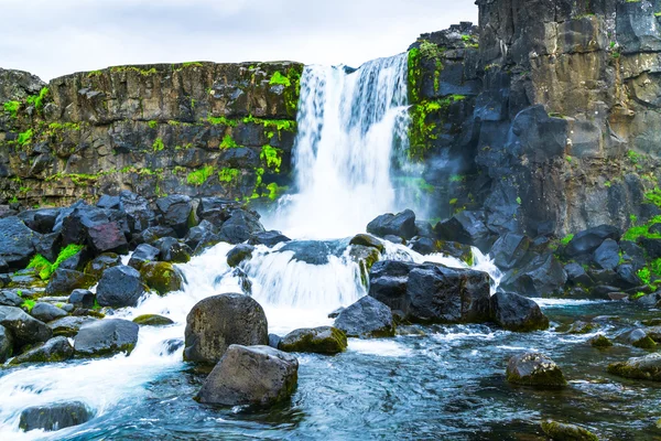 Oxararfoss waterfall at Thingvellir National park — Stock Photo, Image