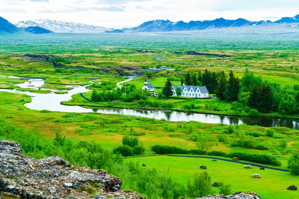 Καλοκαιρινό τοπίο στο εθνικό πάρκο Thingvellir — Φωτογραφία Αρχείου