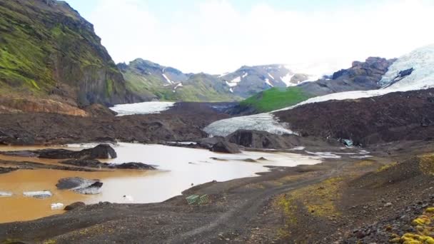 Glacier Vatna, la calotte glaciaire la plus grande et la plus volumineuse d'Islande — Video