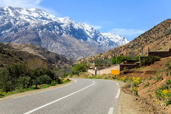 Kasbah am Atlasgebirge — Stockfoto