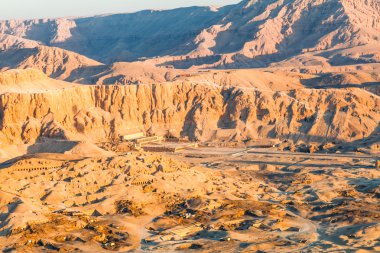Havadan görünümü Firavun Hatshepsut Tapınağı